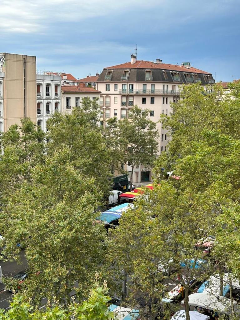 Hotel De La Croix-Rousse Lyon Exterior foto